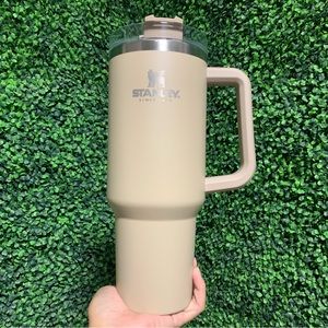 Stanley Driftwood 40oz tumbler